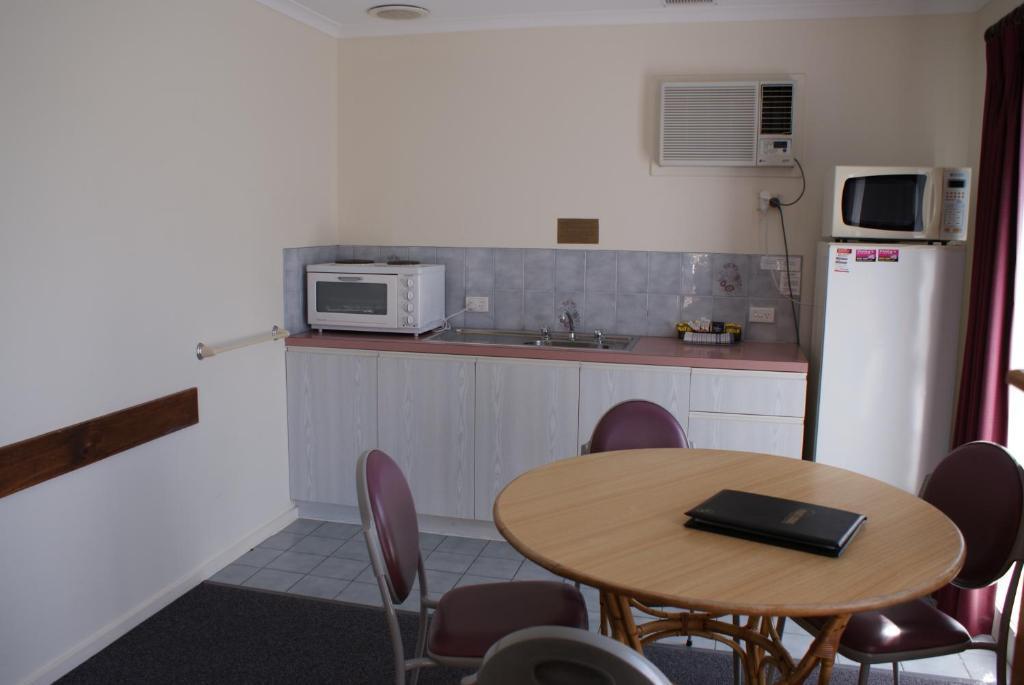 Warrnambool Motel And Holiday Park Bilik gambar